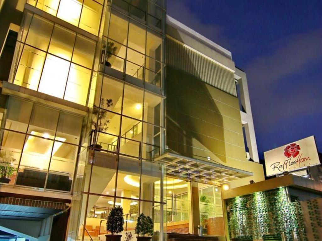 Raffleshom Hotel Bandung Kültér fotó